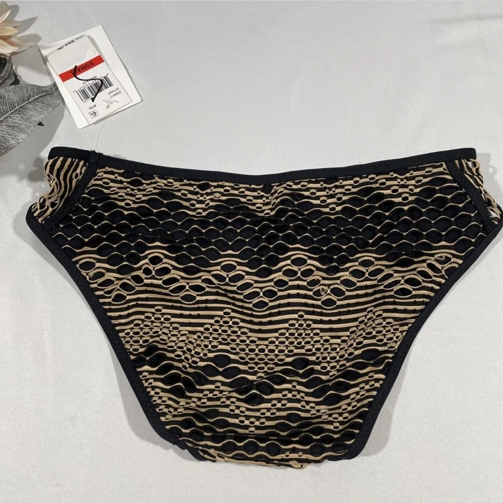 NEW Becca [‎ XS ] Reveal Hipster Bikini Bottoms in Black/Tan